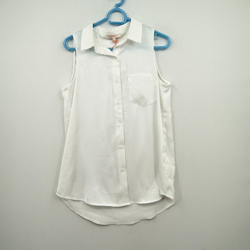 Skies Are Blue Sleeveless Blouse Womens Small White Button Up Satiny Top NEW